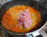 Foto del paso 12 de la receta: Keftas hamburguesadas con queso y salsa de carne picada y tomate