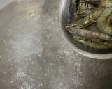 A picture of step 1 of Easy Finger-Licking Drunken Shrimp with Shaoxing Wine.