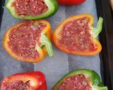 Foto langkah ke 4 dari resep Stuff peppers with Minced Beef and Mashed Potato.