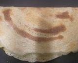 A picture of step 4 of Rava crispy dosa.