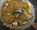 Foto langkah ke 3 dari resep Bihun Goreng Simple.