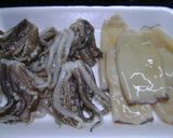 Foto del paso 3 de la receta: Calamares (3 formas de hacerlos) como limpiarlos