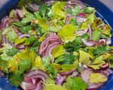 Foto del paso 4 de la receta: Tostadas de ceviche con papas 🥔 rústicas al ají picante 🌶