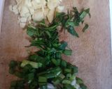Foto langkah ke 1 dari resep Nasi Goreng Daun Jeruk.