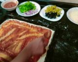 صورة لخطوة 5 من وصفة بيتزا 🍕 كاري بالعجينة السحرية ✨