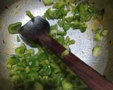 A picture of step 2 of Corn capsicum masala.