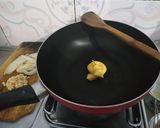 Foto langkah ke 4 dari resep Ayam Goreng Mentega.