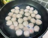 ลูกชิ้นหมู ไม่ใส่แป้ง.หมูล้วนๆ ทำง่าย ไม่มีเครื่องปั่นก็ทำได้ ไม่ใส่สารกันบูด ทำกินเอง วิธีทำสูตร 3 รูป