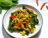 Foto langkah ke 4 dari resep Whole Cauliflower Tumis Pedas.