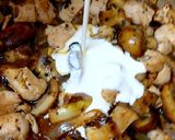 A picture of step 6 of My Creamy Black Peppered Chicken & Mushroom 🥰 #Mainmeal.