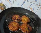 A picture of step 8 of Aloo tikki chaat.