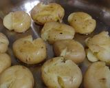 Foto del paso 2 de la receta: Papines "rotos"