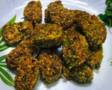 खमंग खुसखुशीत कोथंबिर वडी (kothimbir wadi recipe in marathi) रेसिपी स्टेप 5 फोटो 