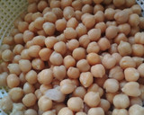 Foto del paso 5 de la receta: Garbanzos guisados con alcaravea