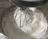 Foto del passaggio 4 della ricetta Ciambella Nuvoletta bicolore (sofficissima) ☁️🍋🍫