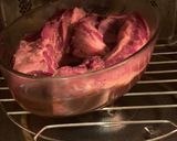 Foto del paso 4 de la receta: Mi pechito de cerdo en salsa oriental con papas aplastadas