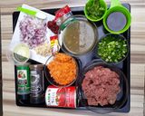 A picture of step 1 of Spaghetti Bolognese (Italian Style).