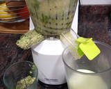 Foto del paso 2 de la receta: Zumo de piña, manzana y kiwi 🍍🍏🥝