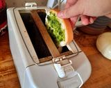 Foto del paso 3 de la receta: 🍞 Tostada con aceite saborizado de albahaca y ajo 🍃