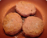 Foto del paso 7 de la receta: Hamburguesa de pollo con panceta