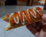 Foto langkah ke 7 dari resep Melted Mozarela Corndog Roti Tawar.