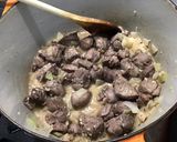 Une image de l'étape 10 de Sauté de sanglier aux pommes de terre et carottes.