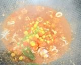 Gambar langkah 3 resipi 👩‍🍳Nasi Goreng Tom Yam Seafood.