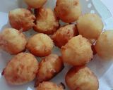 Foto langkah ke 4 dari resep Rondo Royal aka rondo kemul aka tape goreng/tapai goreng.