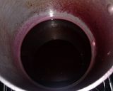 Foto del paso 5 de la receta: Panacotta de coco con coulis de jamaica y mezcal oaxaqueño