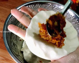 கேரட் பூரணக் கொழுக்கட்டை(carrot poorana kolukattai recipe in tamil) ரெசிபி ஸ்டேப் 4 புகைப்படம்
