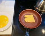 A picture of step 3 of Quick French Toast.