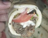 صورة لخطوة 3 من وصفة ساندويتش شاورما دونر تركي باللحمه المفرومه والخبز البيتي 🌮