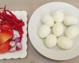 Foto langkah ke 1 dari resep Telur Balado.