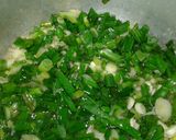 A picture of step 2 of Mashed potatoes & Njahi.