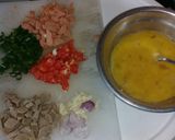 Foto langkah ke 1 dari resep Telur dadar + bakso & sosis bwt tuk sarapaan pagi.