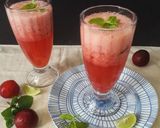 A picture of step 3 of Plum juice.