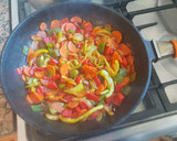 Foto del paso 3 de la receta: Tallarines con salteado de morrones