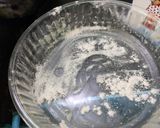 A picture of step 1 of Christmas Tutty fruity vanilla cake.
