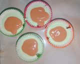 Foto langkah ke 4 dari resep Bolu Kukus Mekar Coklat Pandan.