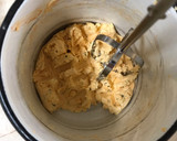 Fűszervajas kifli glutén- és laktózmentesen recept fázis 2 fotója