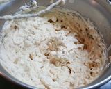 Foto del paso 5 de la receta Brazo gitano relleno de crema de turrón