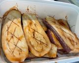 Une image de l'étape 4 de Aubergines graffiti, piments et oignon rouge marinés grillés à la plancha.