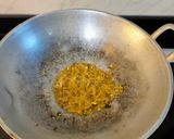 Foto langkah ke 1 dari resep Nasi goreng teri cabe hijau.