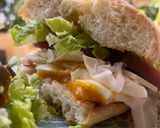 Foto del paso 5 de la receta: Bocadillo de Pavo con Huevo poché y Parmesano