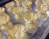 A picture of step 6 of Mushroom Marscapone Phyllo Bites.