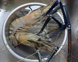 รูปขั้นตอนการทำที่ 1 ของ กุ้งทอดเกลือ