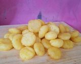 Foto langkah ke 9 dari resep Cemilan Dari Kentang 3 Bahan.