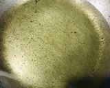 A picture of step 3 of Karele Pyaaz.