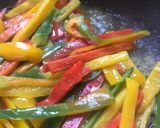Foto del paso 1 de la receta: Pimentón tricolor agridulce