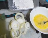 Foto langkah ke 1 dari resep 113. Onion Ring Kribo Sajiku.